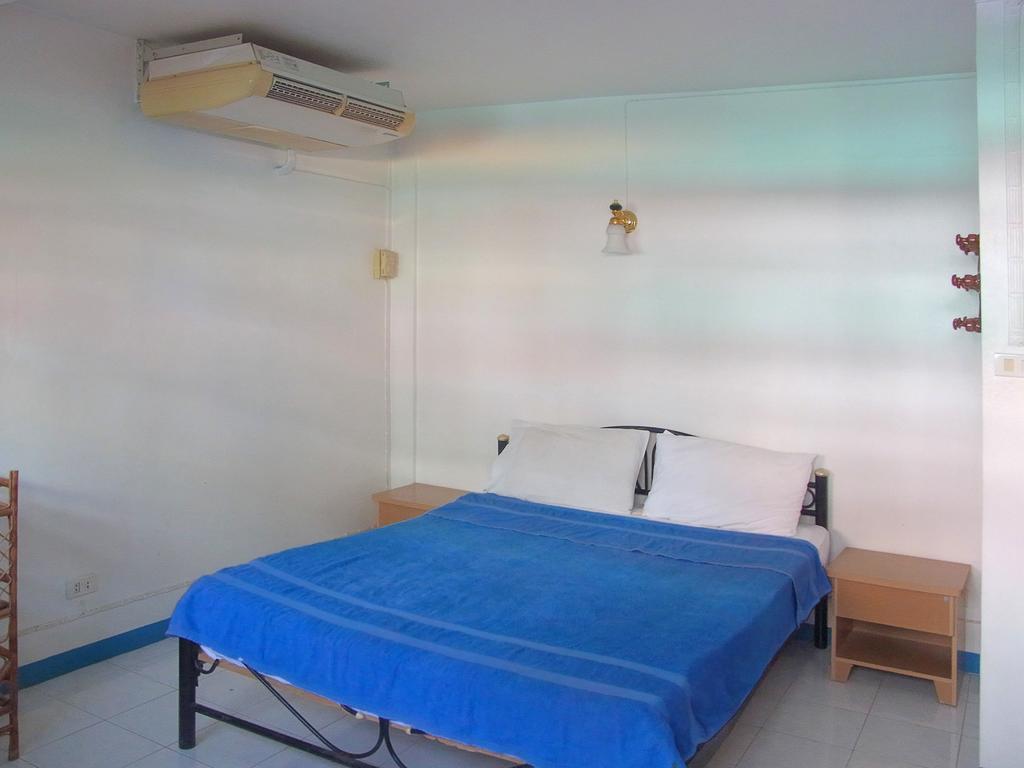 Niku Guesthouse Patong 외부 사진