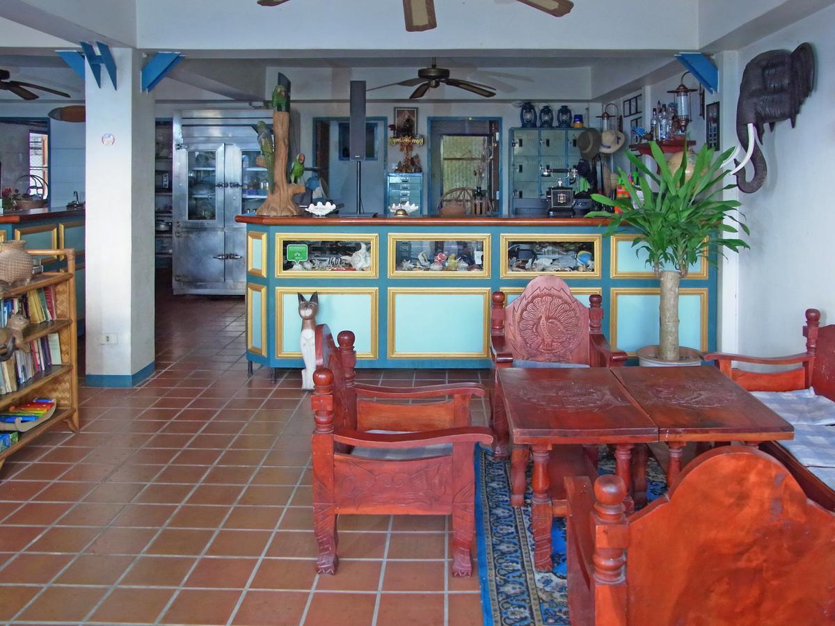 Niku Guesthouse Patong 외부 사진