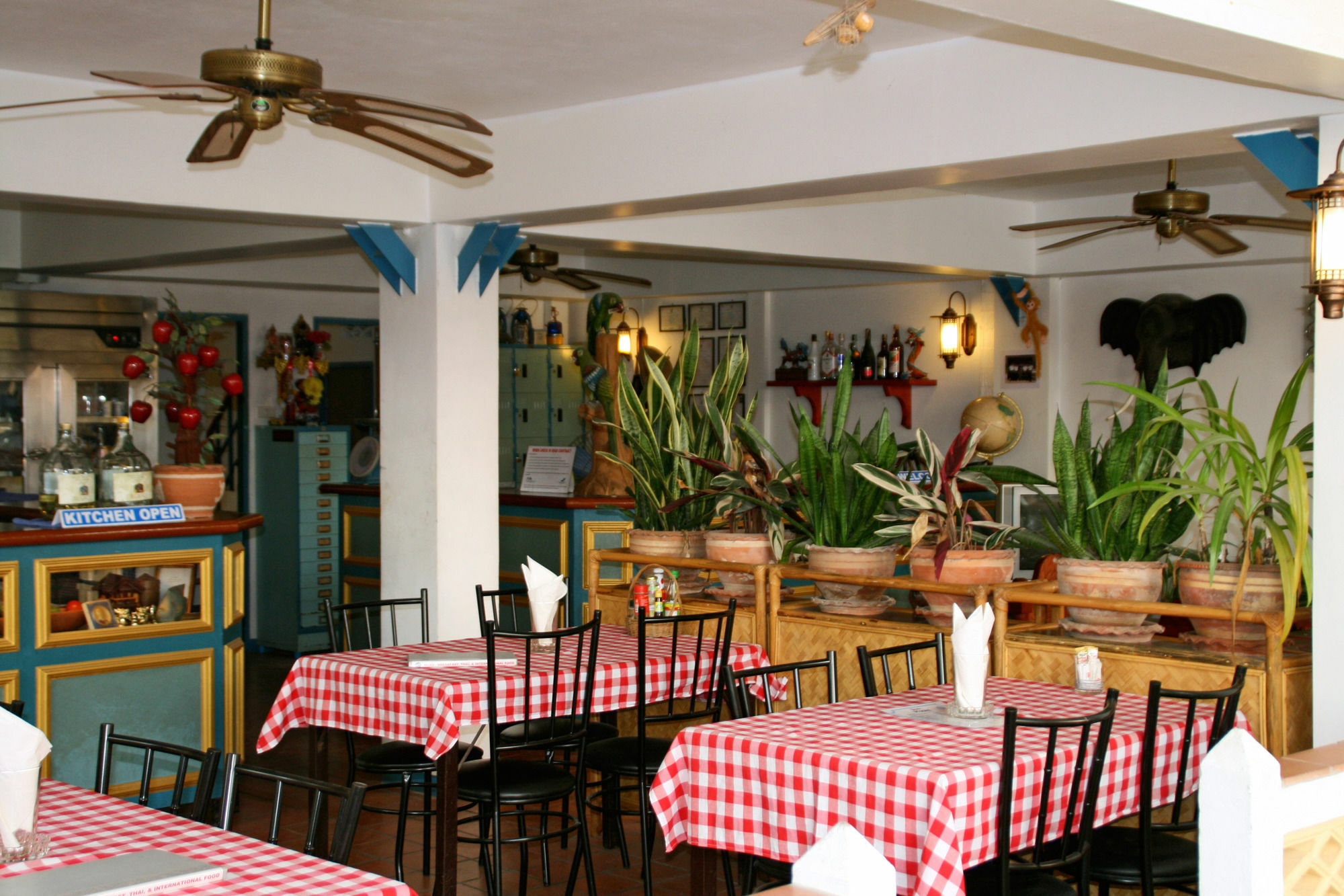 Niku Guesthouse Patong 외부 사진