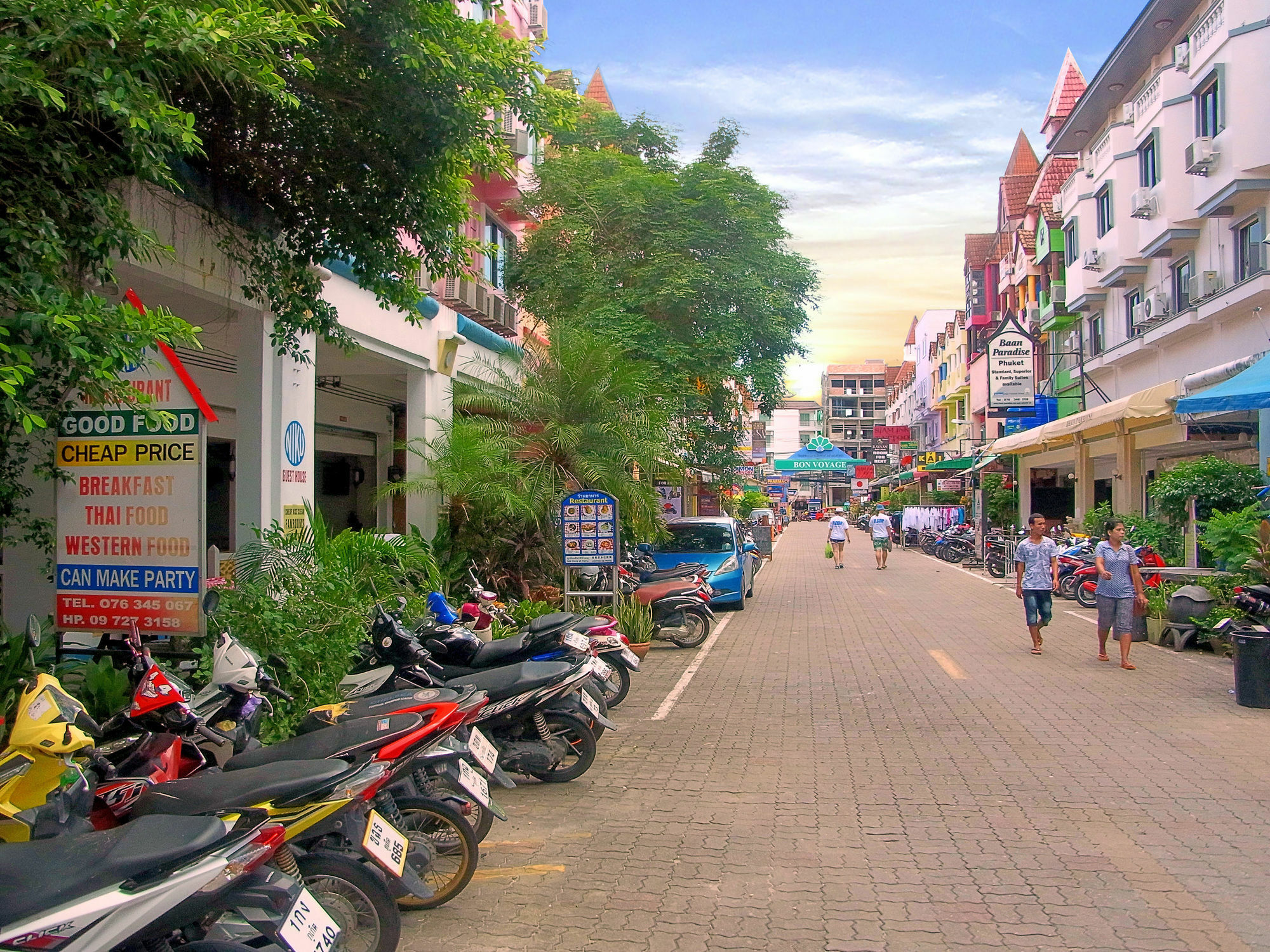 Niku Guesthouse Patong 외부 사진