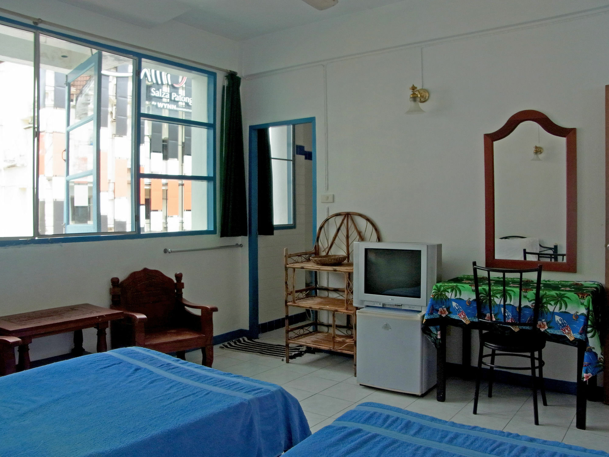Niku Guesthouse Patong 외부 사진
