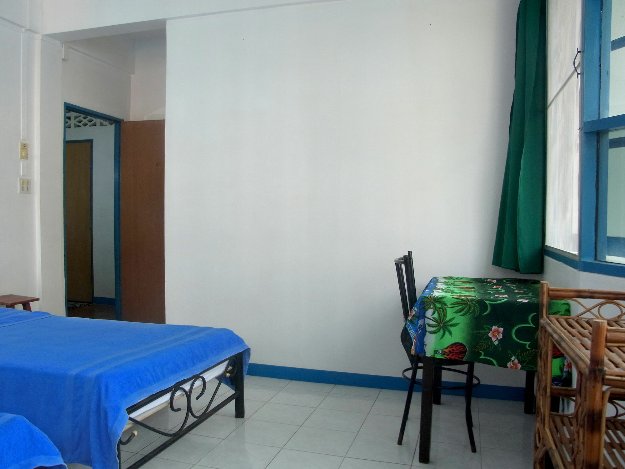 Niku Guesthouse Patong 외부 사진