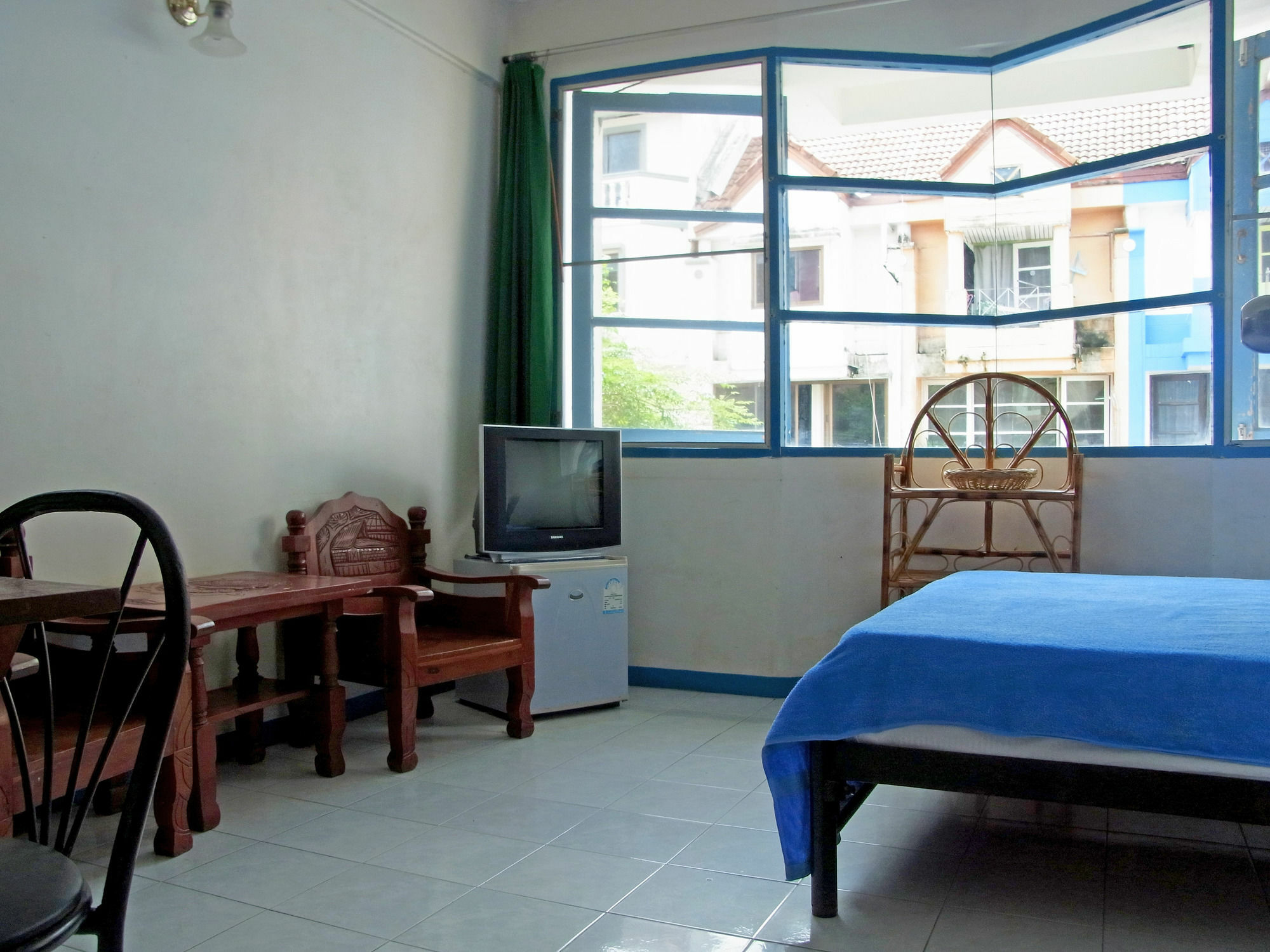 Niku Guesthouse Patong 외부 사진
