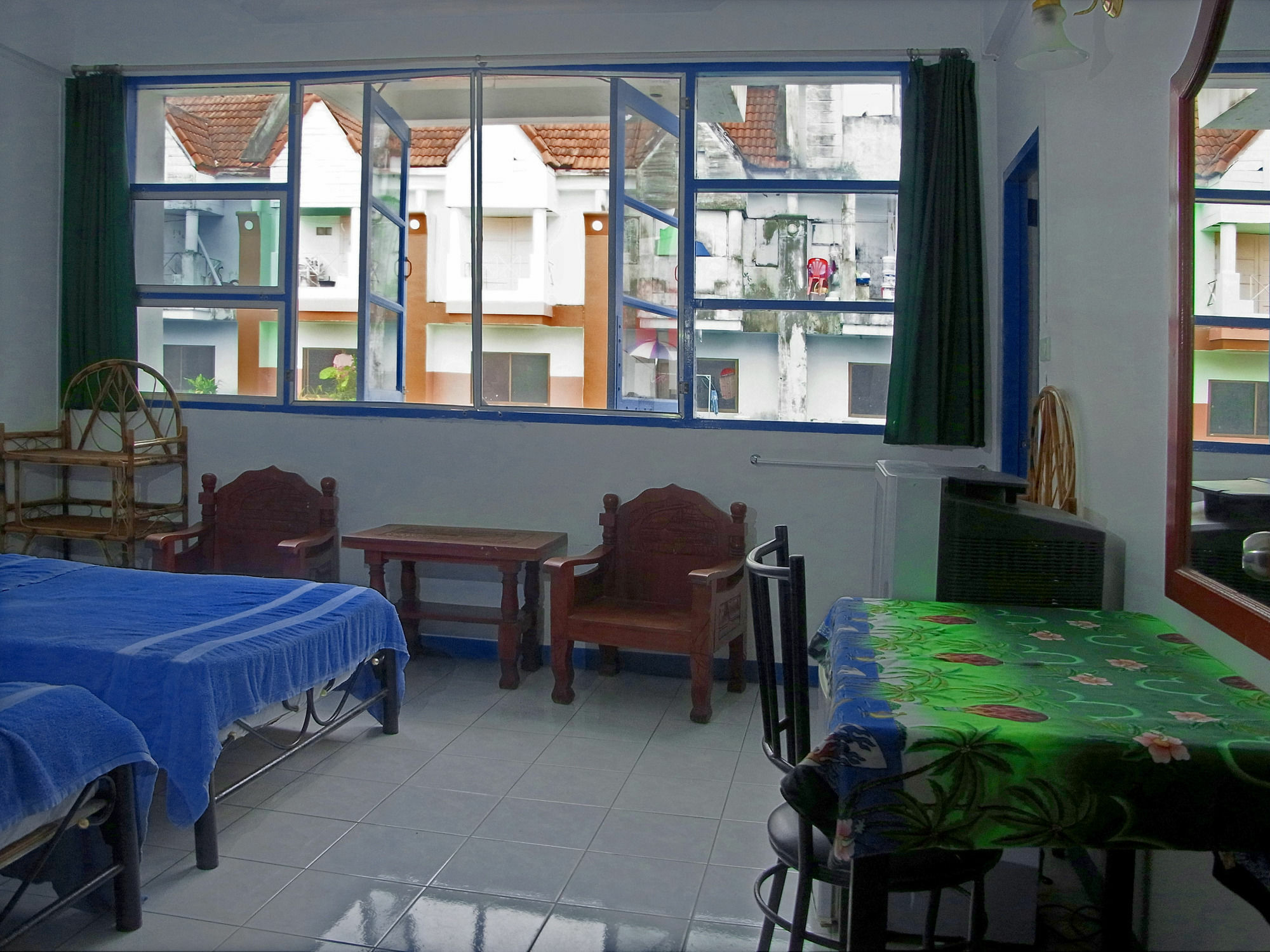 Niku Guesthouse Patong 외부 사진