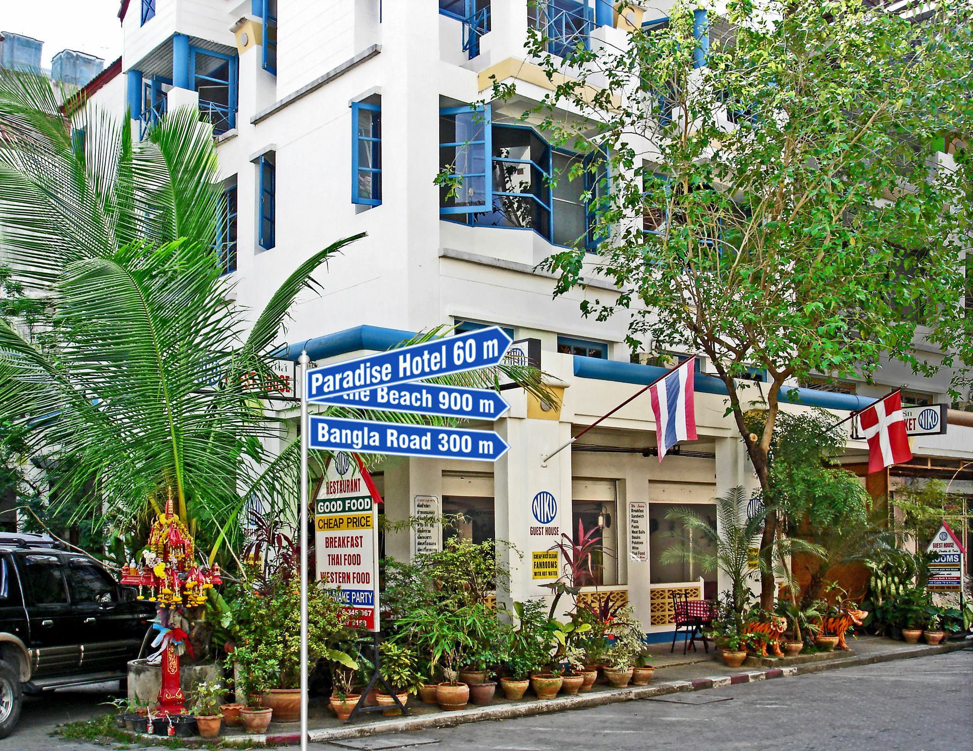Niku Guesthouse Patong 외부 사진