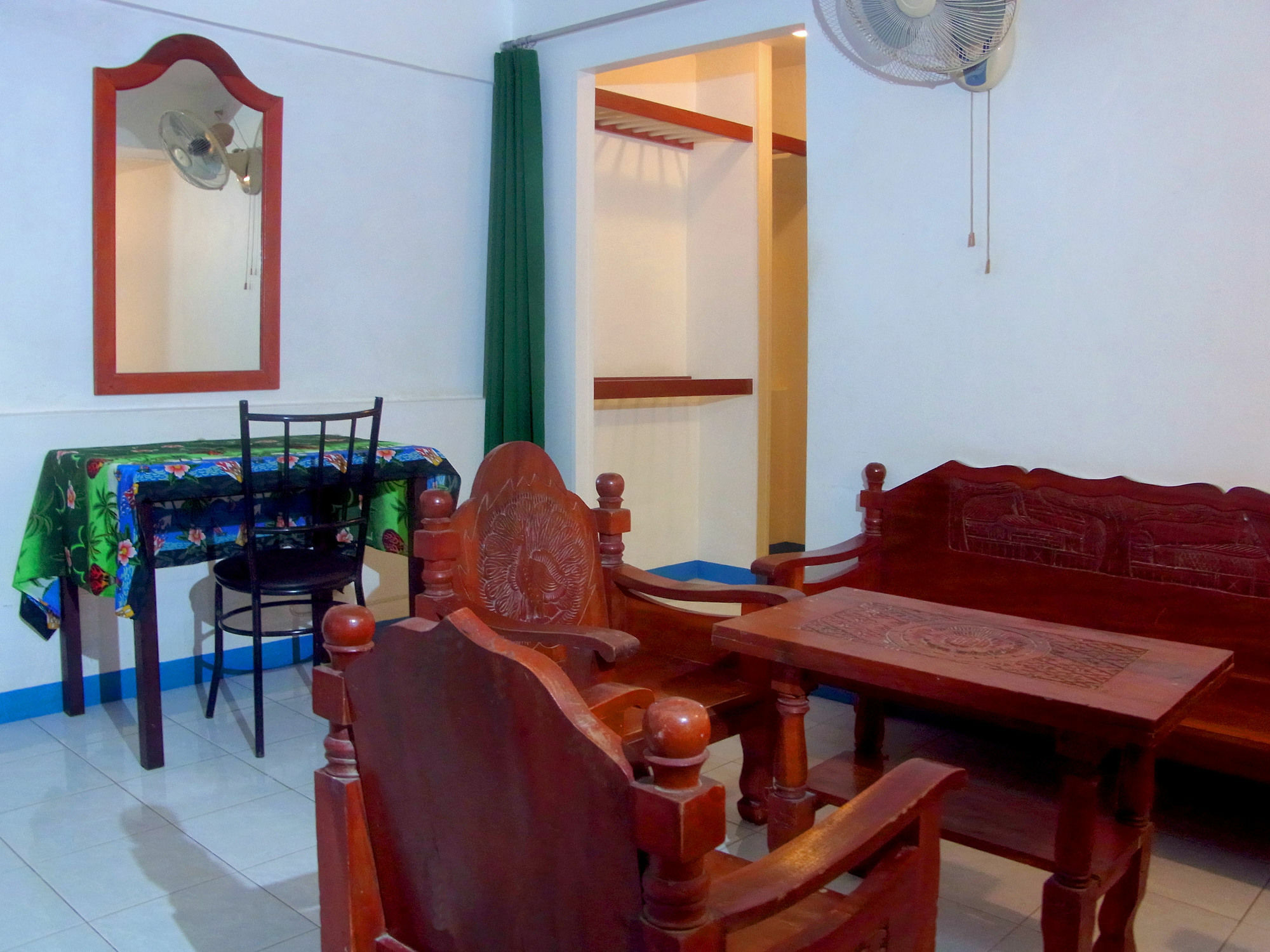 Niku Guesthouse Patong 외부 사진